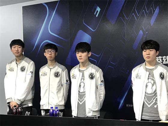 曼联近期已 曼联近期已