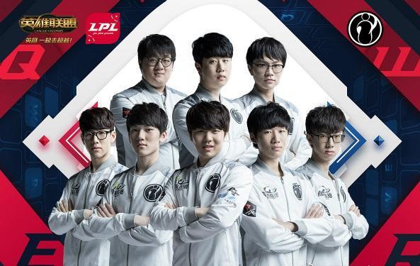 在现代足球 在现代足球